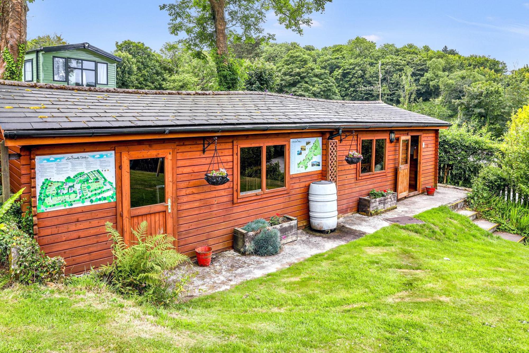 Tehidy Holiday Park Illogan Exterior photo